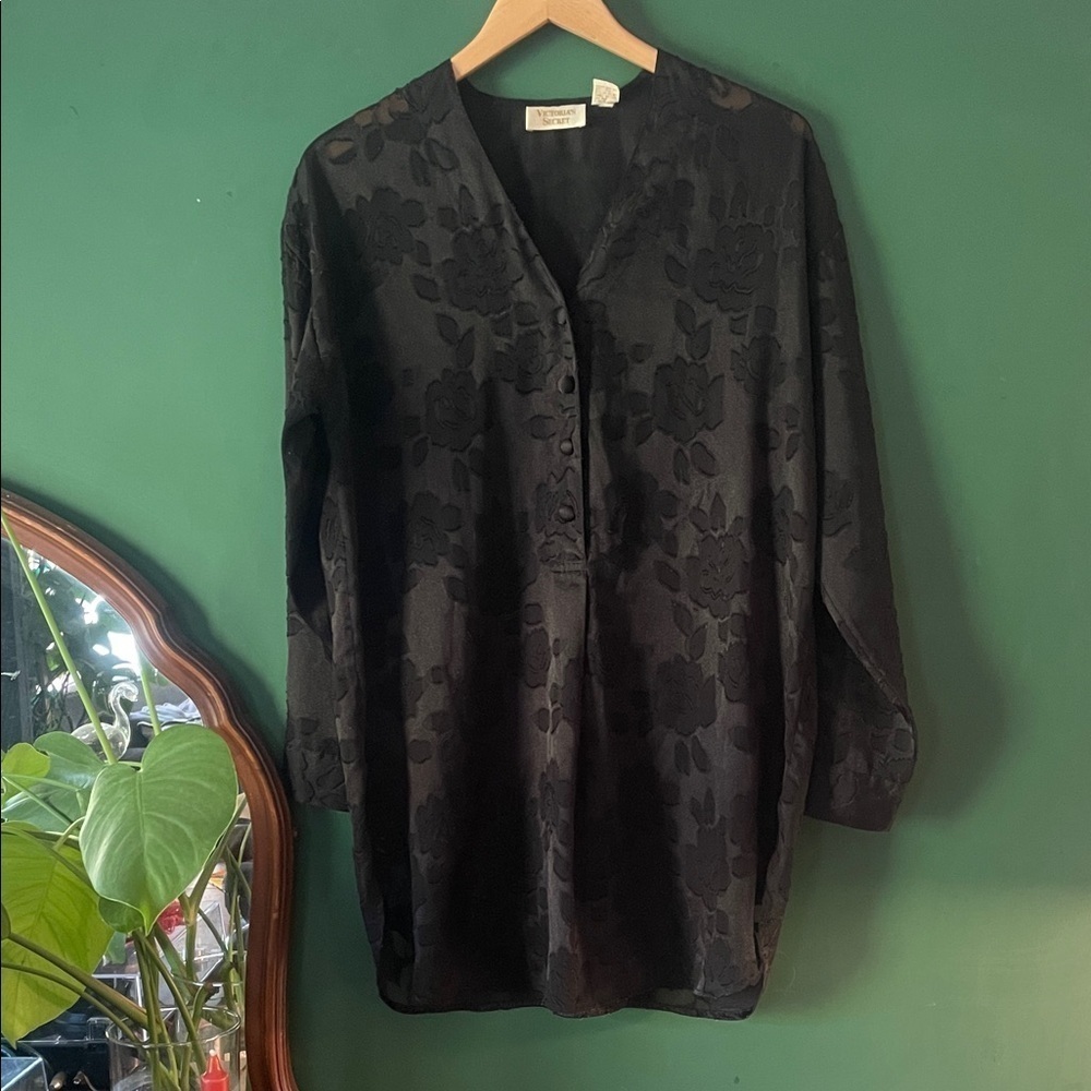 Victoria's Secret Gold Label Women M Sheer Floral Nightshirt Lingerie Sleepwear